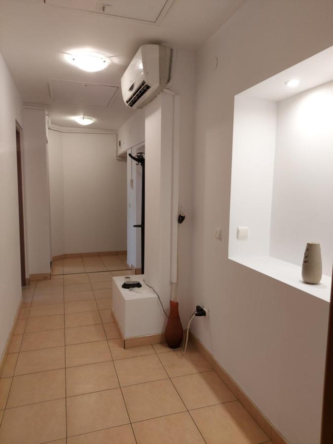 Bya Apartamento Iasi Exterior foto